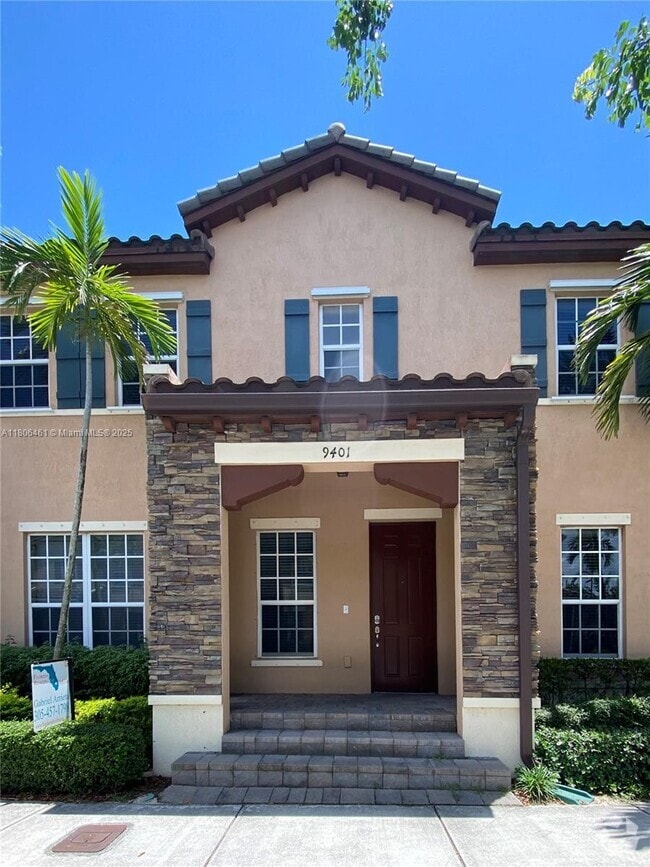 Building Photo - 9401 SW 171st Pl Rental