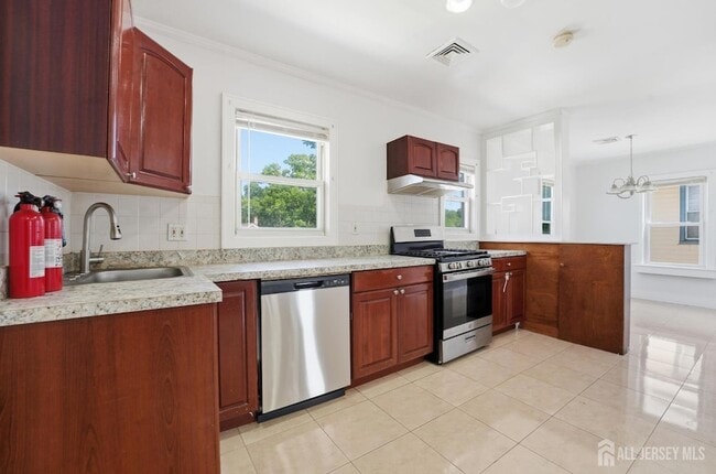 Photo - 122 S Lincoln Ave