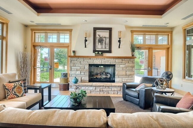 Building Photo - 3475 Boulder Cir