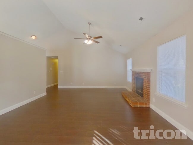 Photo - 3226 Twin Falls Ln