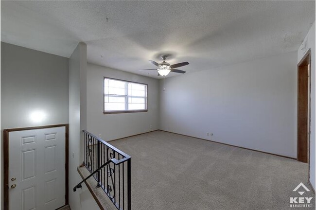 Photo - 719 N Dougherty Ave Townhome