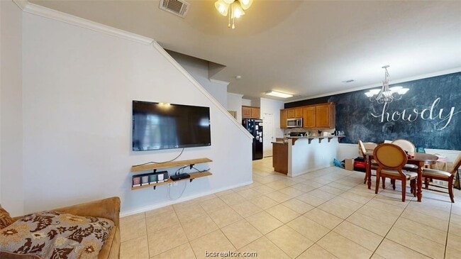 Photo - 332 Forest Dr Loop
