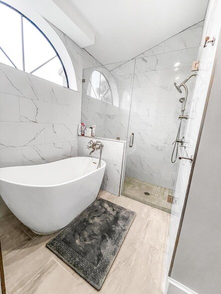 Photo - 12989 Meadowbreeze Dr House