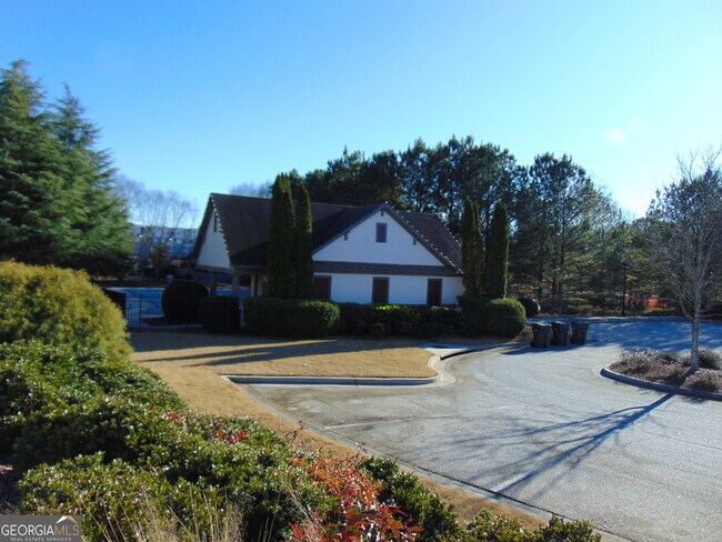 Photo - 1320 Napa Valley Dr SW