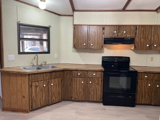 Photo - 2 BED, 2 BATH MOBILE HOME