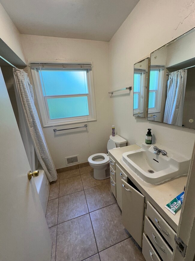 Photo - Frame House Duplex Unit Upstairs Bedroom 3