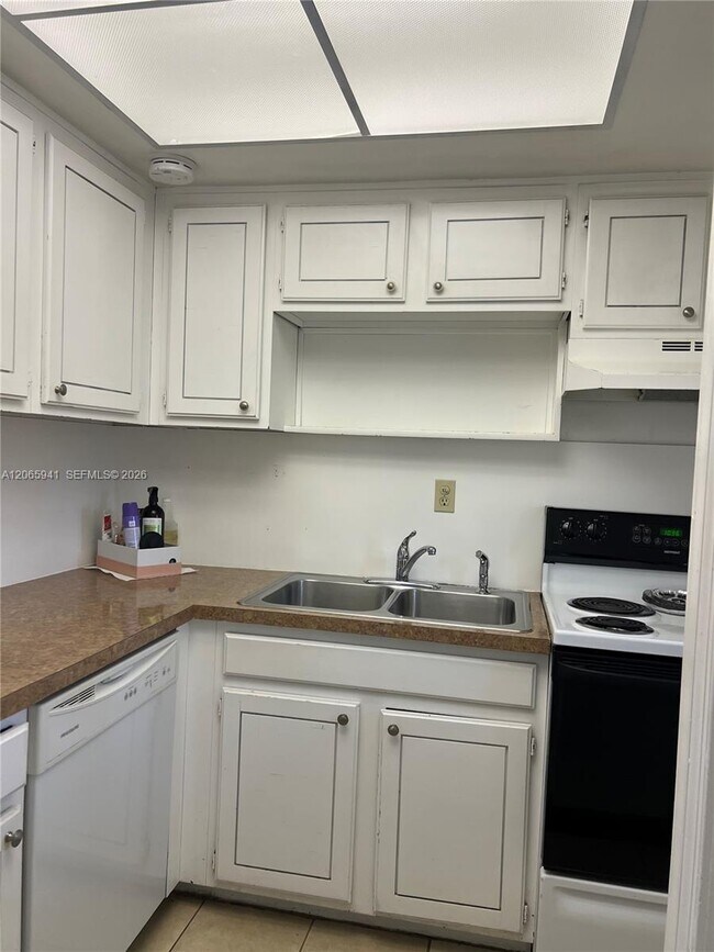 Photo - 1535 SE 15th St Unit 209