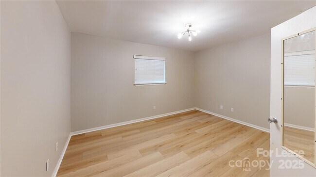 Photo - 6100 Heathstone Ln Unit B