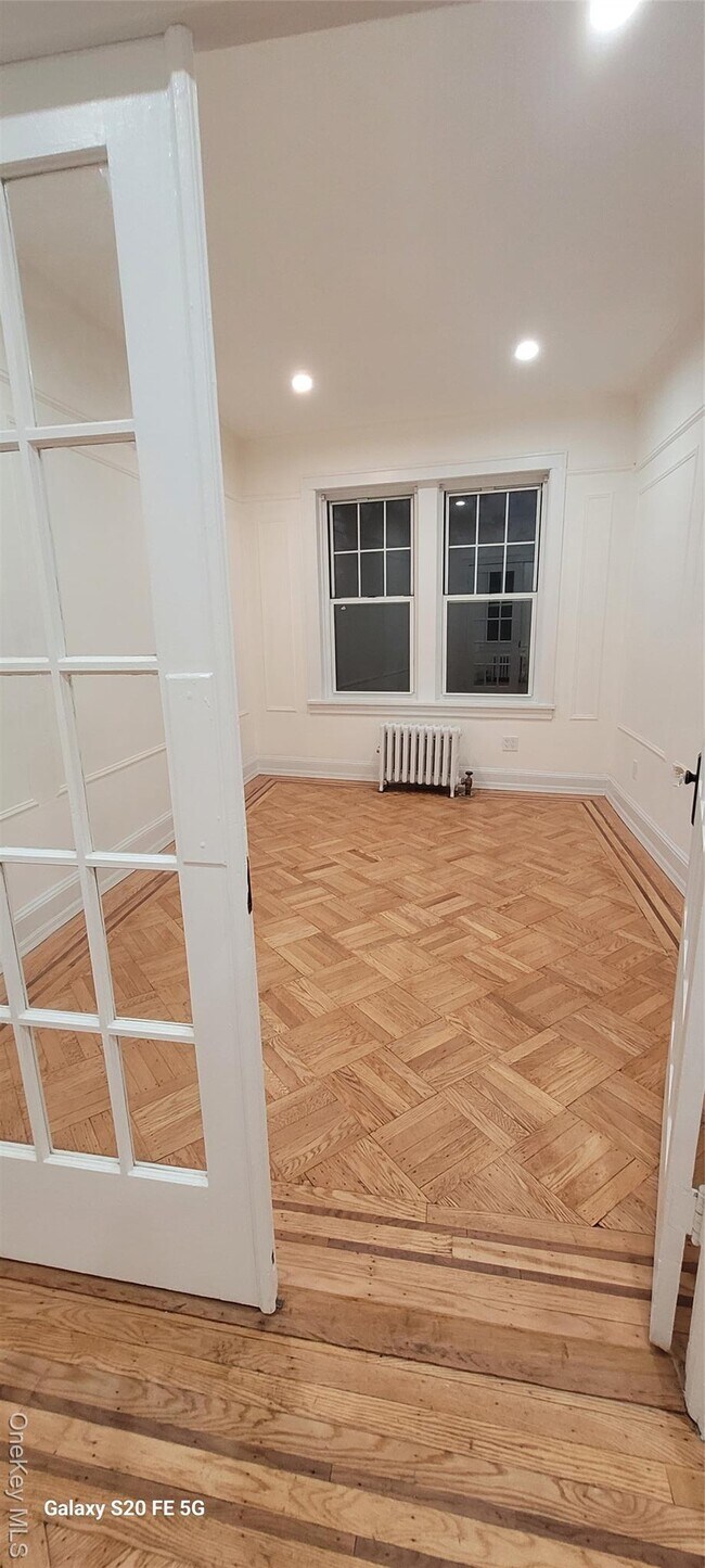 Photo - 238-05 Braddock Ave Unidad 2