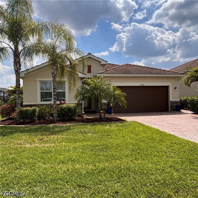 Building Photo - 4028 E Hampton Cir