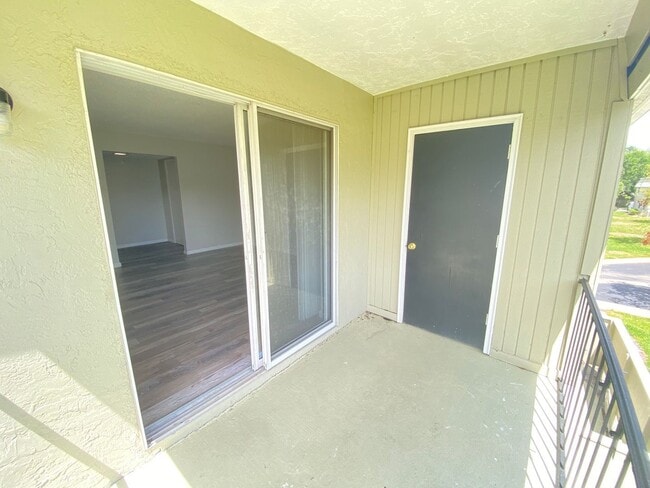 Photo - 525 Conway Rd Unit 154