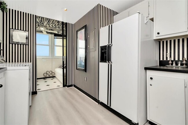 Photo - 15462 Gulf Blvd Unit 508
