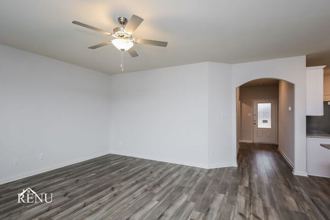 Photo - 316 Bearman Dr