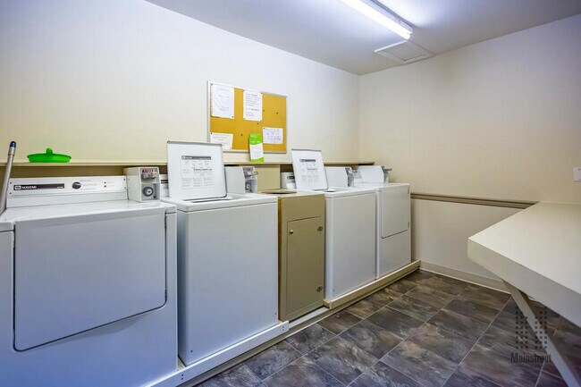 Photo - Maple Ridge Central Apartments