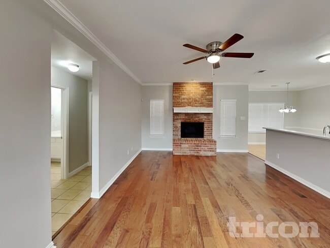 Photo - 100 Palomino Dr