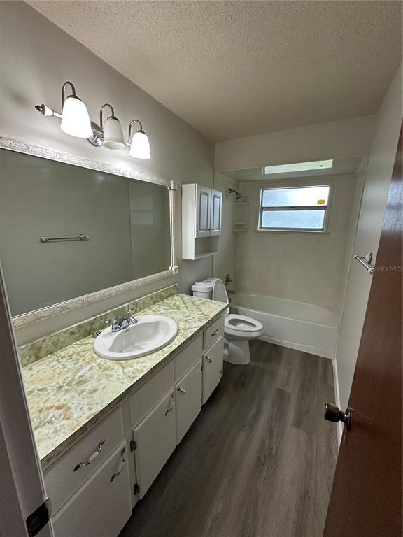 Photo - 103 Marlin St NW