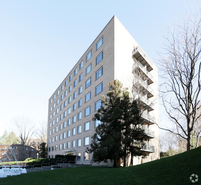Building Photo - Robin Towers Rental