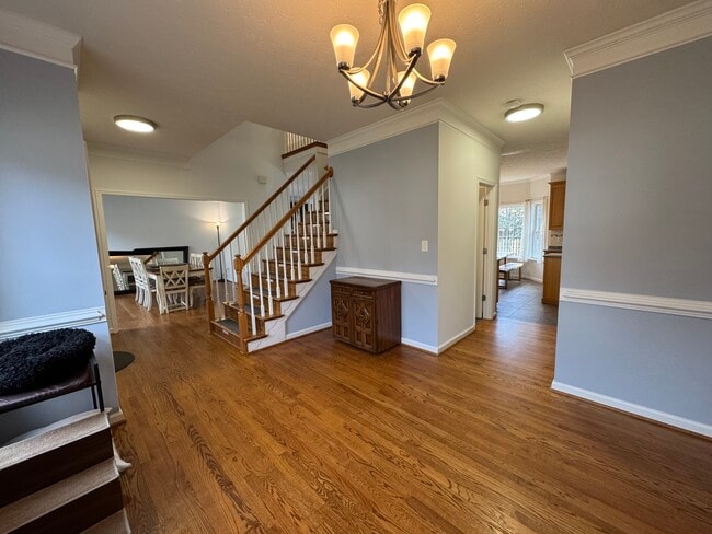 Photo - 307 Ludlow Dr