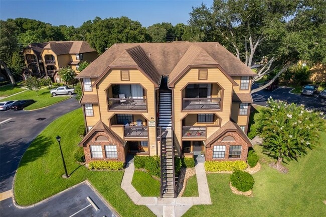 Building Photo - 360 Lakepointe Dr Unit 304 Rental