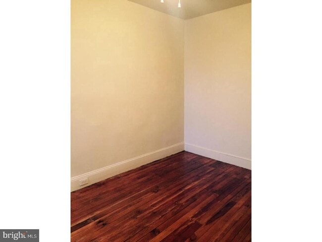 Photo - 3113 Janney St