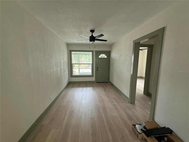 Photo - 535 14th Ave S