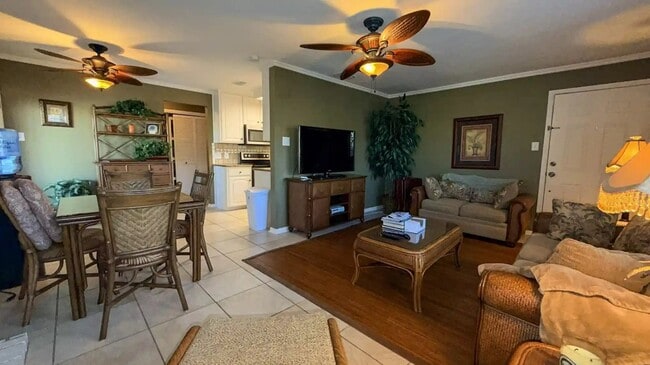 Photo - 15421 Seamount Cay Ct