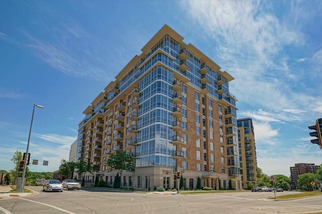 Building Photo - 625 N Segoe Rd Unit #610