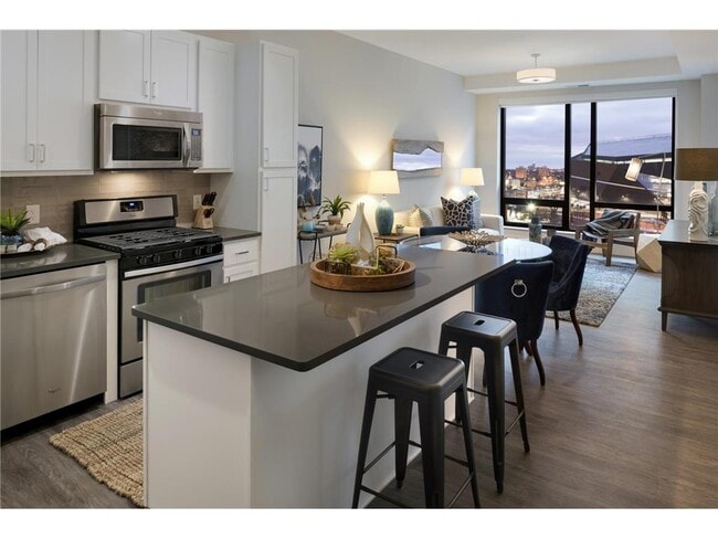 Photo - 212 10th Ave S Apartment Unit 810