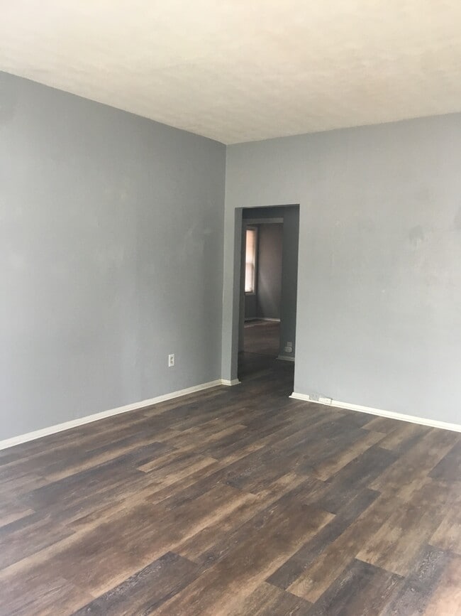 Photo - 4217 S Grand Blvd Unit 1