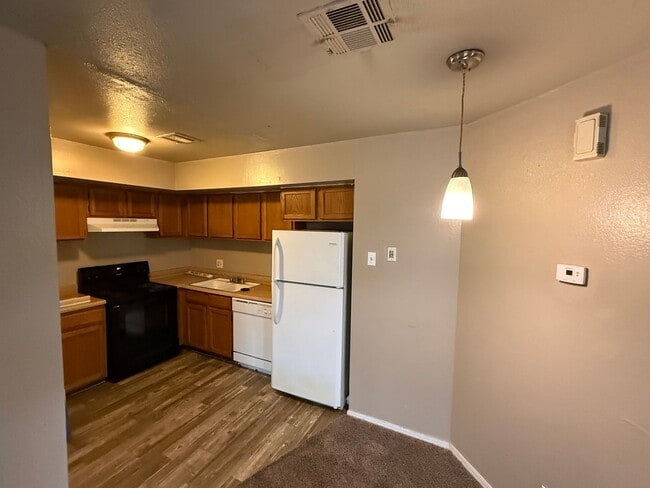 Photo - For lease! 1 bed, 1 bath condo