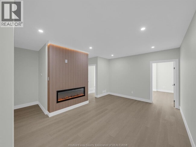 Photo - 3177 Riverside Dr E Unit 208