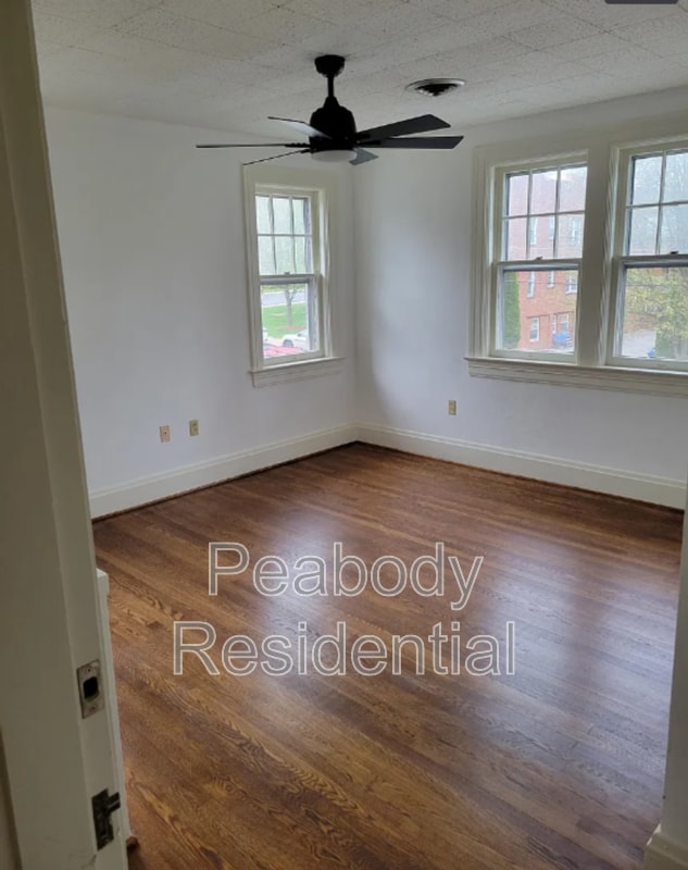 Photo - 423 W Cork St
