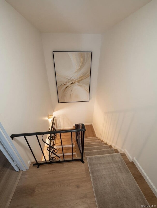 Photo - 233 Sagamore Hills Dr