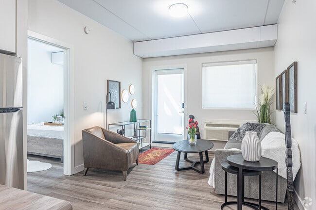 2BR, 2BA - Century Gardens