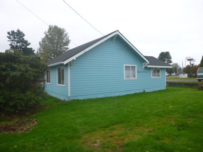 Photo - 3 Bedroom 1 Ba House