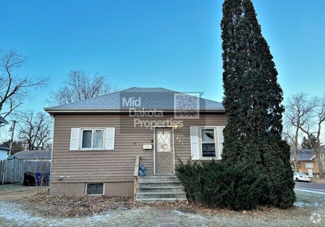 Building Photo - 401 S Minnesota- 3 bedroom house