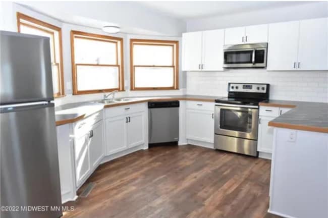 Building Photo - 1231 8th St N Rental