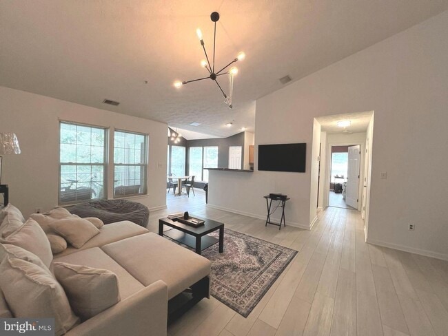 Photo - Gorgeous Light-Filled 2BR/2BA Penthouse Condo in Piney Orchard.