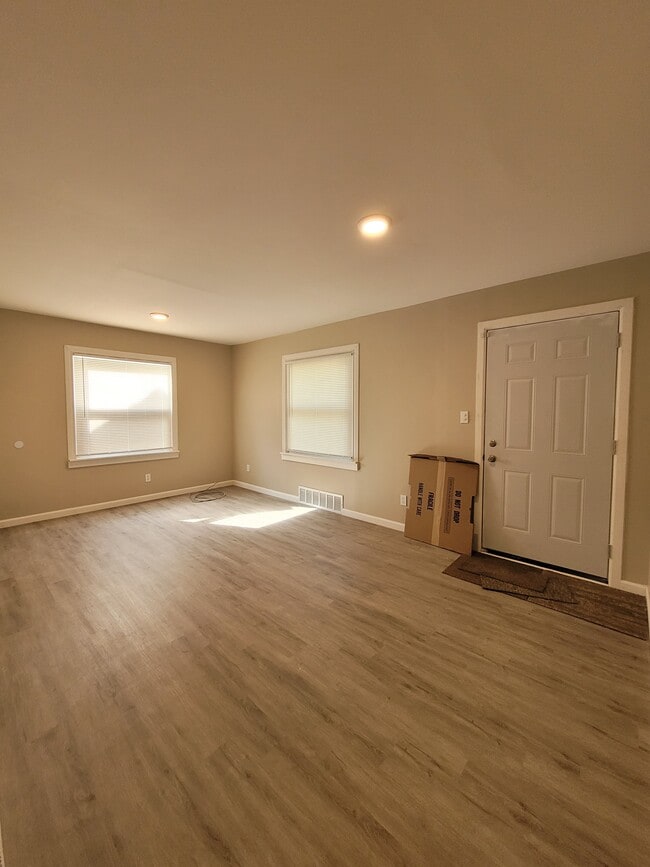 Photo - 16264 E State Fair Ave