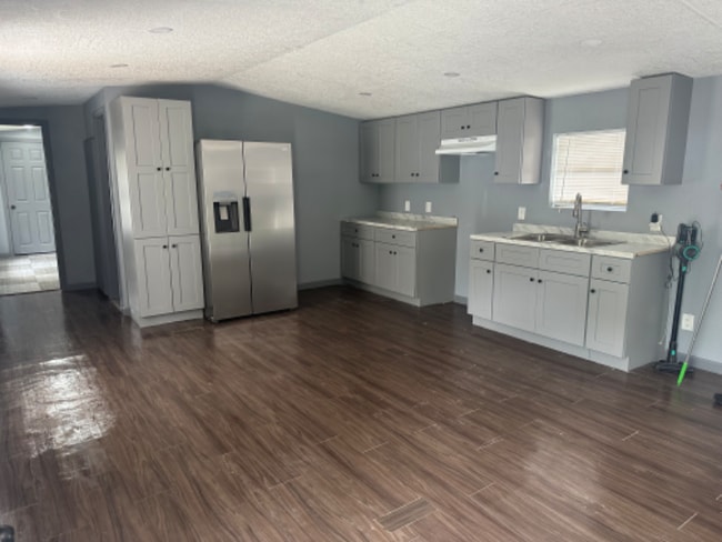 Building Photo - 21575 Russell Dr Rental