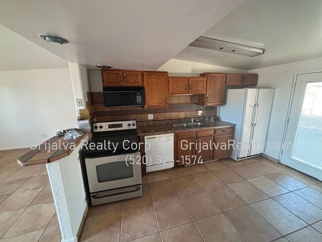 Photo - Northwest 3 Bed, 2 Bath House for Rent (Ru...