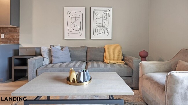 Photo - 402 W Lincoln St Unit 172