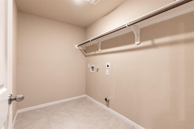 Photo - 2906 Iron Range Ct