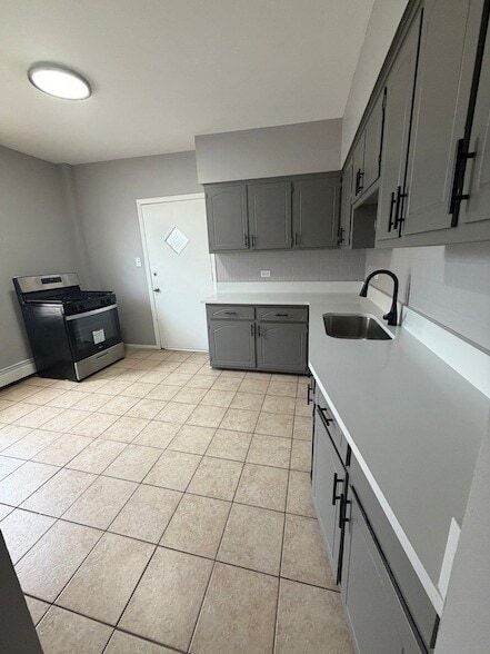 Photo - 10401 S Ewing Ave