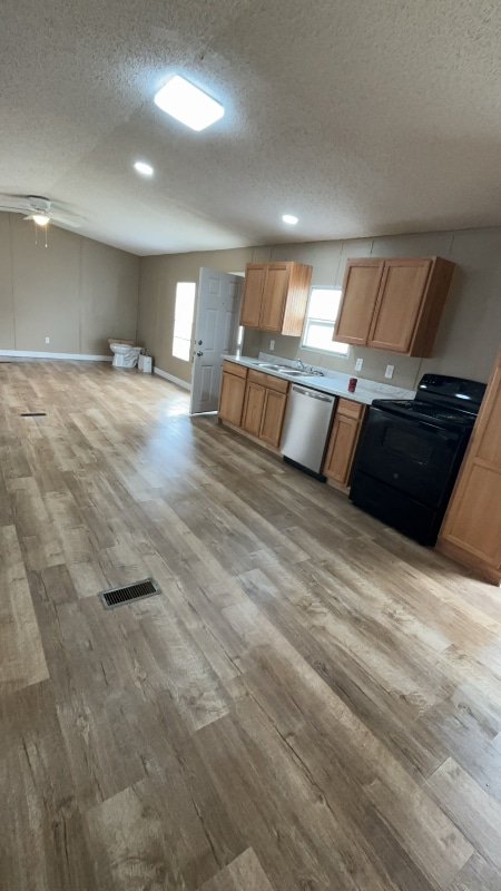 Photo - 1716 E Market Ave