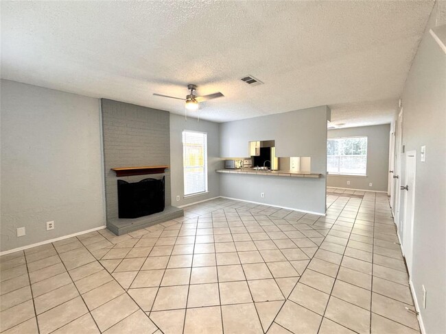 Photo - 2203 Granberry Dr