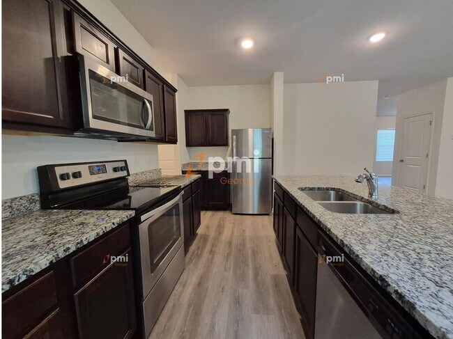 Photo - 1081 Cold Water Dr