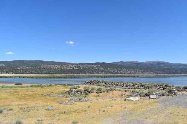 Photo - 692-490-490 Lahonton Heights Dr