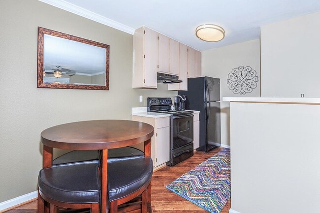 Kingsgate Apartments