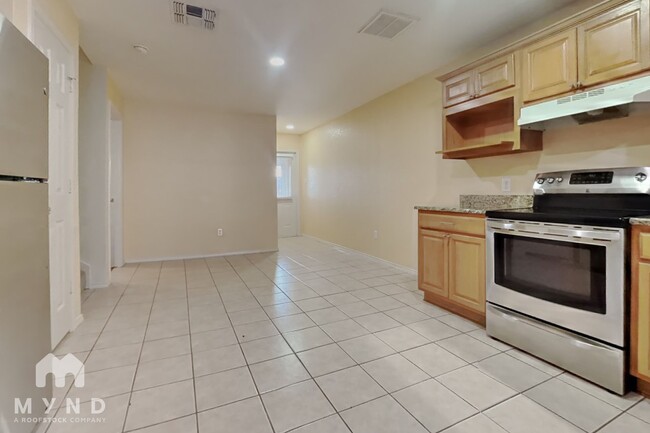 3202 Eisenhauer Rd